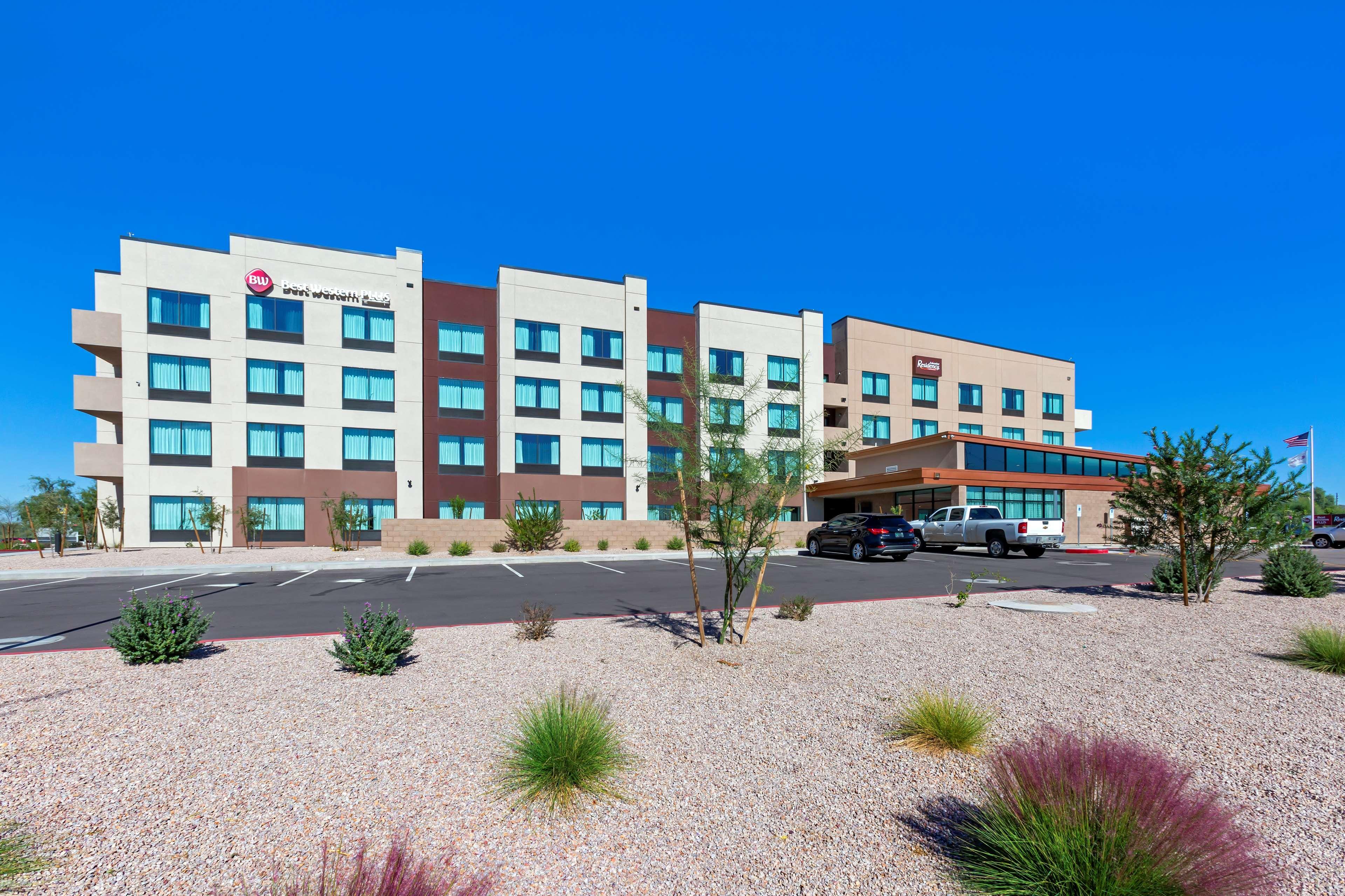Best Western Plus Executive Residency Phoenix North Happy Valley Exterior photo